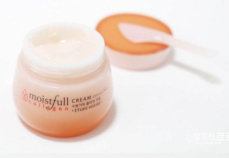 Etude Moistfull Collagen Cream 75 ml.    เนื้อครีมเข้มข้น สัมผัสเนียนนุ่ม ซึบซาบเร็ว สีแอปริคอดน่าใช้