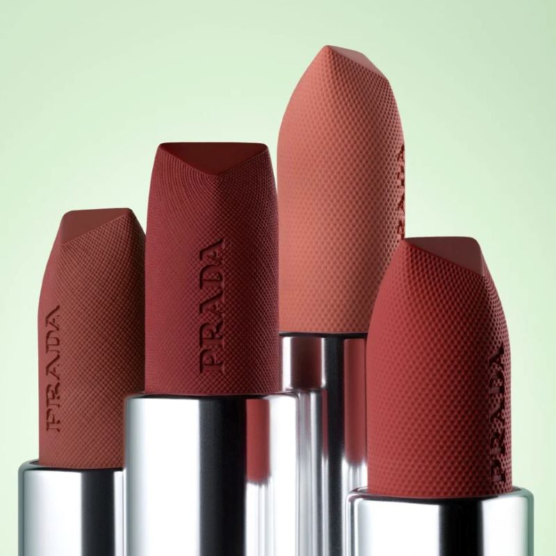 Prada Monochrome Hyper Matte Lipstick 1.3g Mini #B02 Quartz, PRADA BEAUTY , PRADA BEAUTY ลิปสติก, Prada Monochrome Hyper Matte Lipstick ราคา , Prada Monochrome Hyper Matte Lipstick รีวิว , Prada Monochrome Hyper Matte Lipstick สีไหนสวย