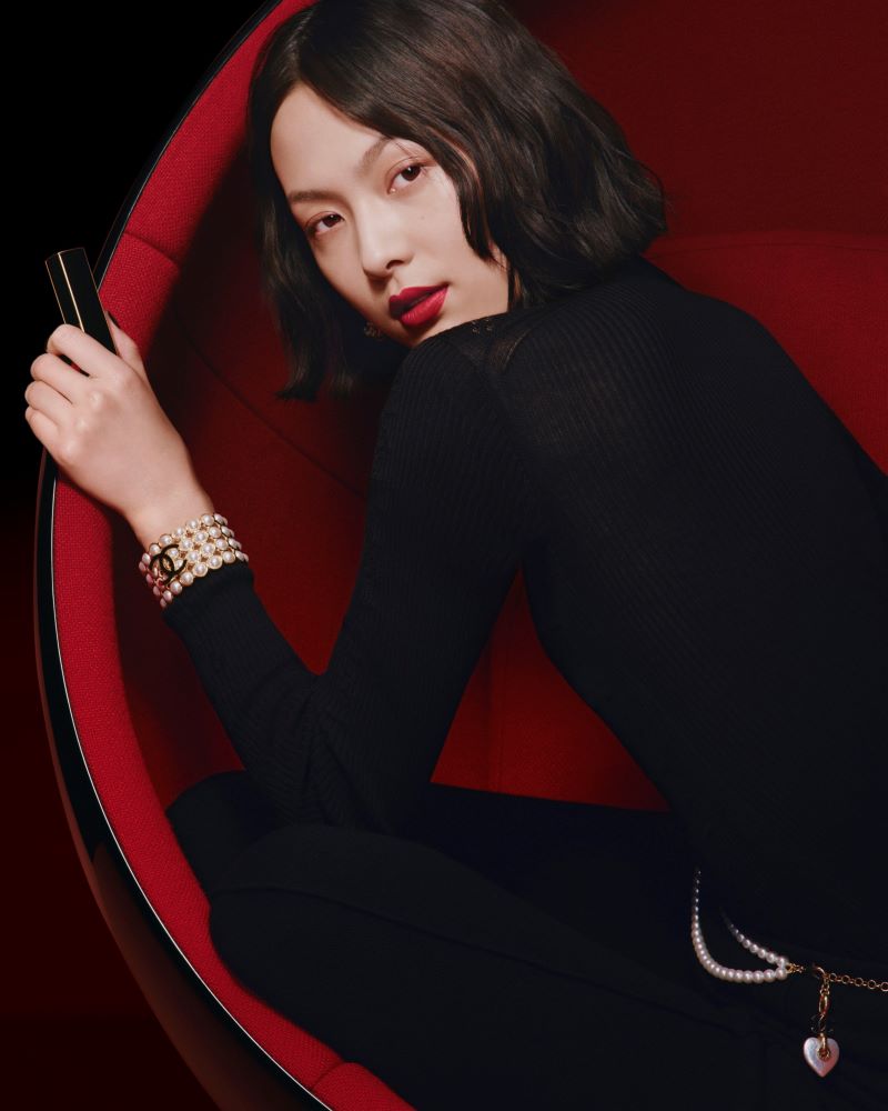 CHANEL Rouge Allure Velvet 1g #58 Rouge Vie, ลิป CHANEL ,chanel rouge allure velvet สีไหนสวย,ลิป chanel rouge allure velvet รีวิว , CHANEL ROUGE ALLURE VELVET matte lipstick ,CHANEL ROUGE ALLURE VELVET 58 , ลิปสติกเนื้อแมตต์ 58